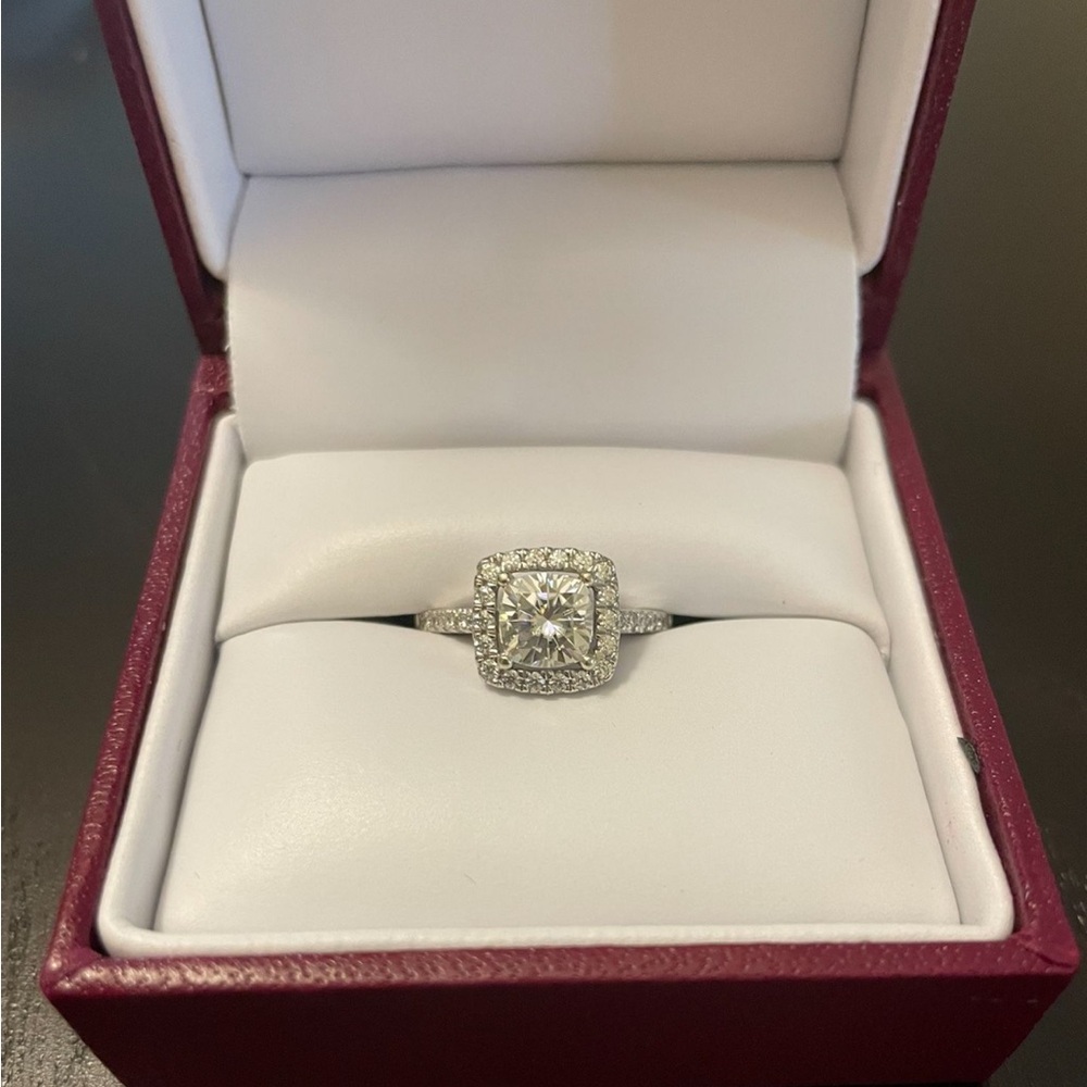 14K White Gold Moissanite Ring